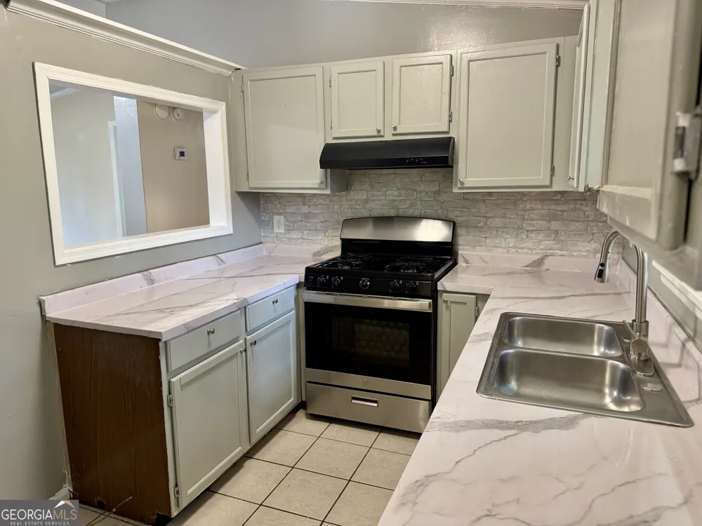 7 Sherwood LOOP McDonough, GA 30253