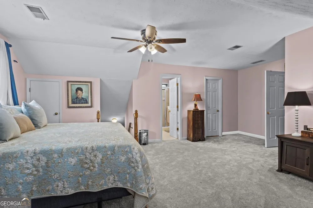 140 Lakeside DR NW Kennesaw, GA 30144