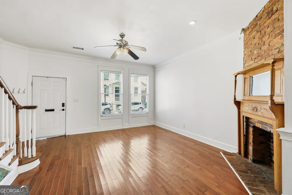 1410 Jefferson ST Savannah, GA 31401