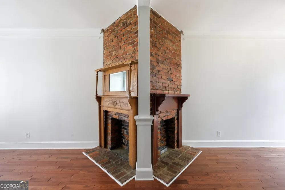 1410 Jefferson ST Savannah, GA 31401