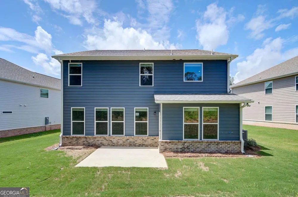 225 St Annes PL Covington, GA 30016