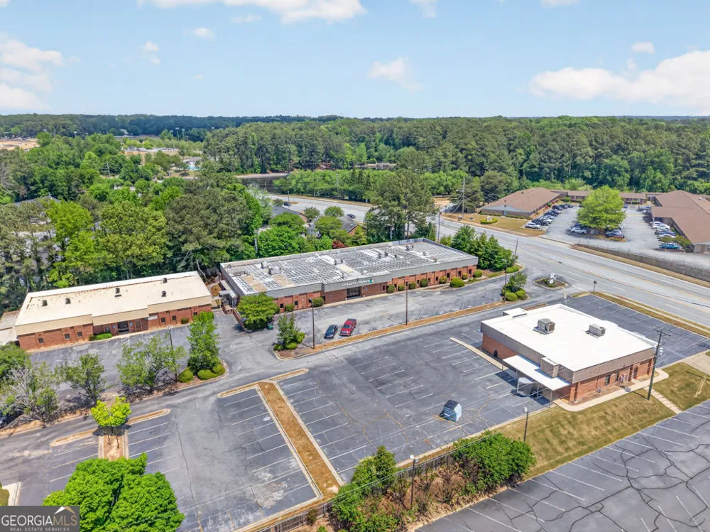 3005 Lenora Church RD Snellville, GA 30078