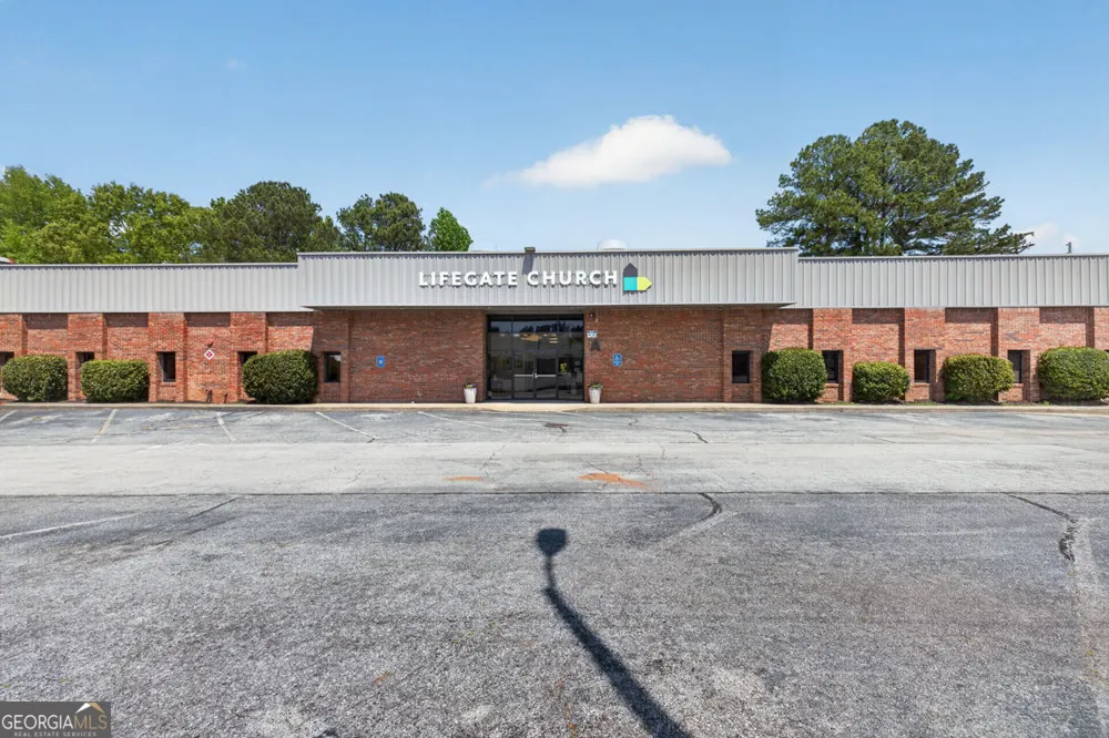 3005 Lenora Church RD Snellville, GA 30078