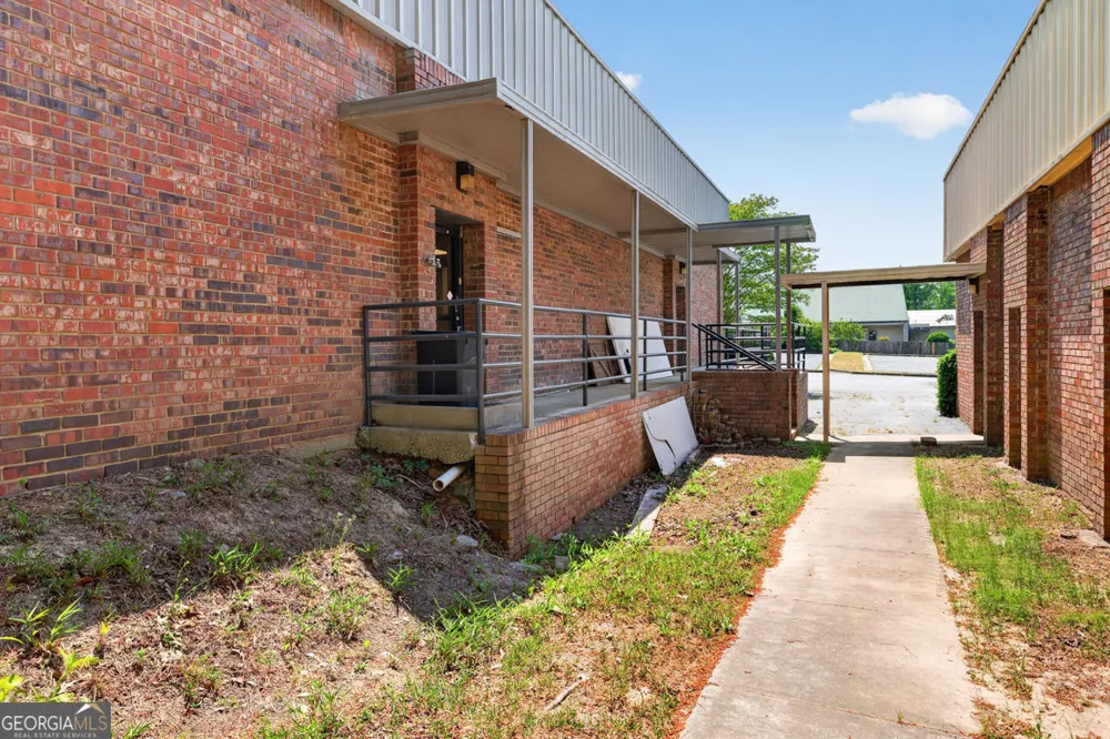 3005 Lenora Church RD Snellville, GA 30078