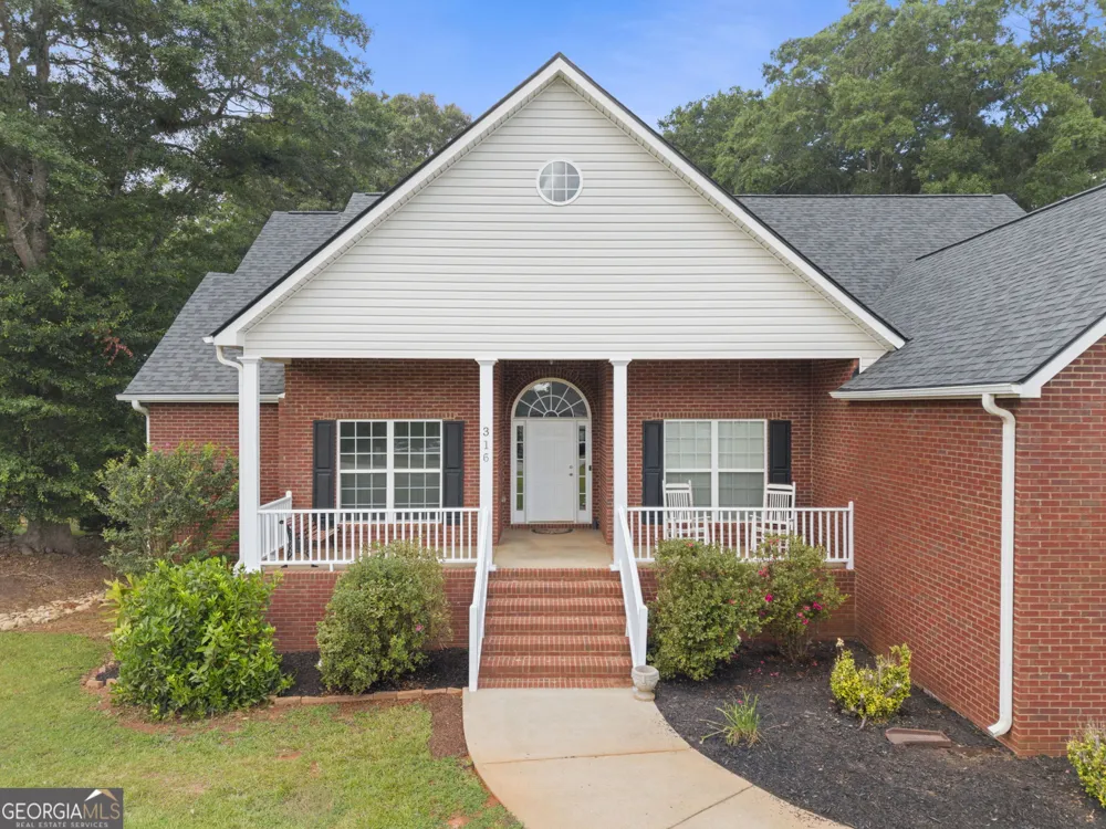316 McKibben DR Locust Grove, GA 30248