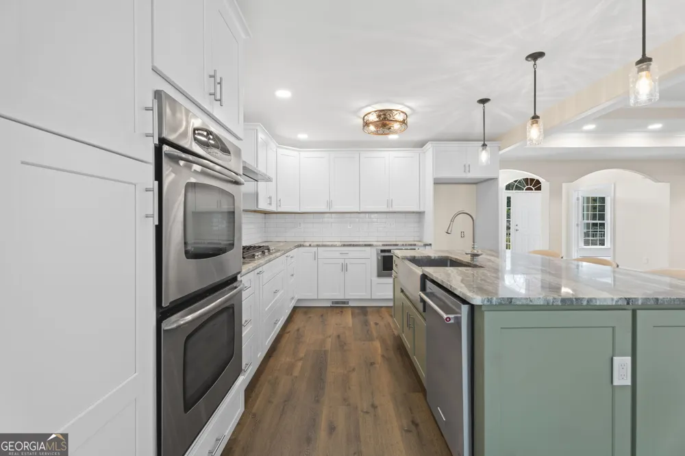 316 McKibben DR Locust Grove, GA 30248