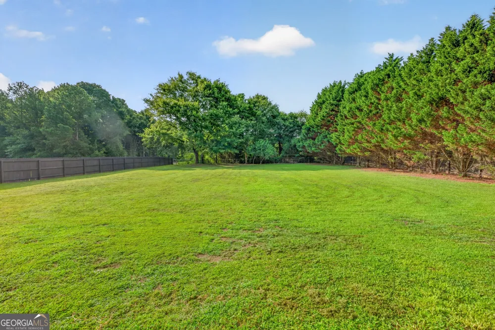 2337 Hartley CT Statham, GA 30666