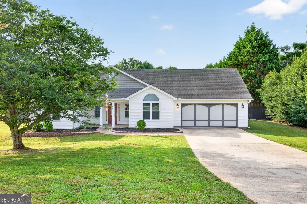 2337 Hartley CT Statham, GA 30666