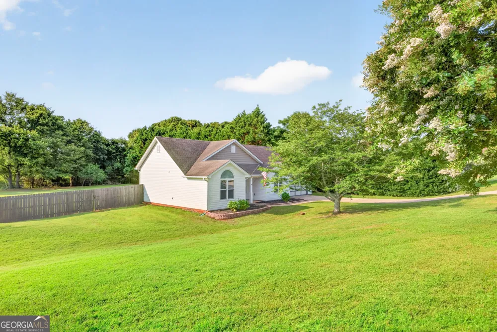 2337 Hartley CT Statham, GA 30666