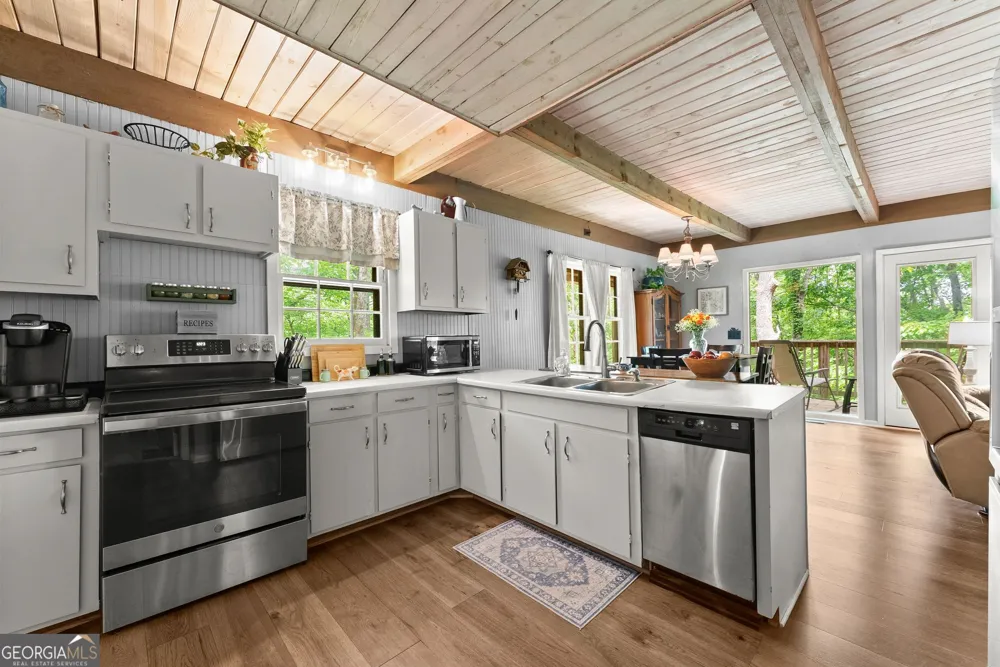 222 Matterhorn DR Sautee Nacoochee, GA 30571