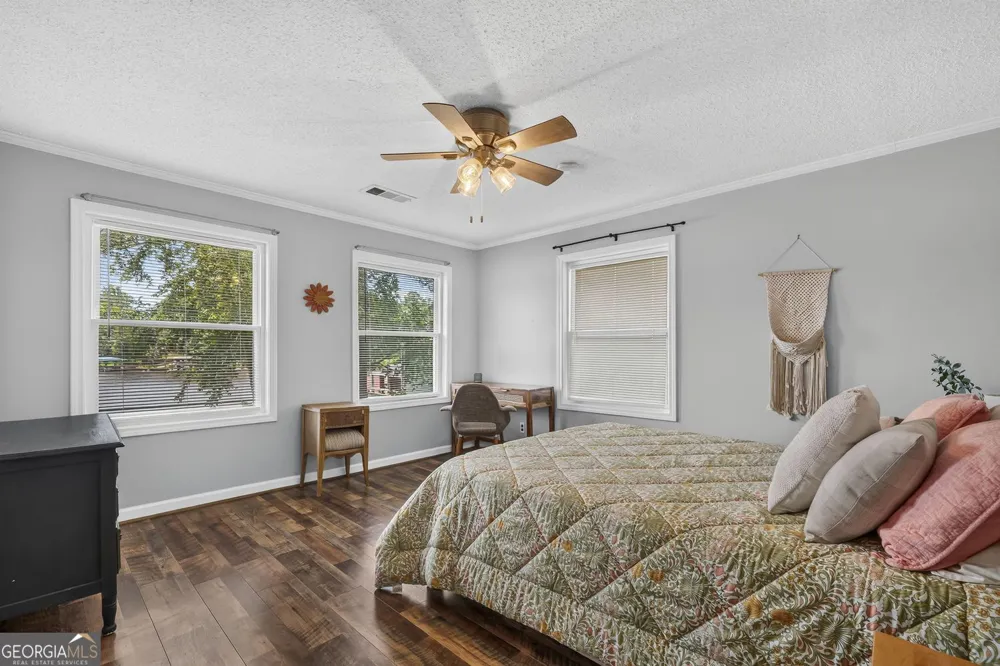 112 Oak LN Eatonton, GA 31024