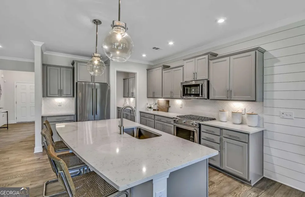 1764 Little Spring LN Dacula, GA 30019