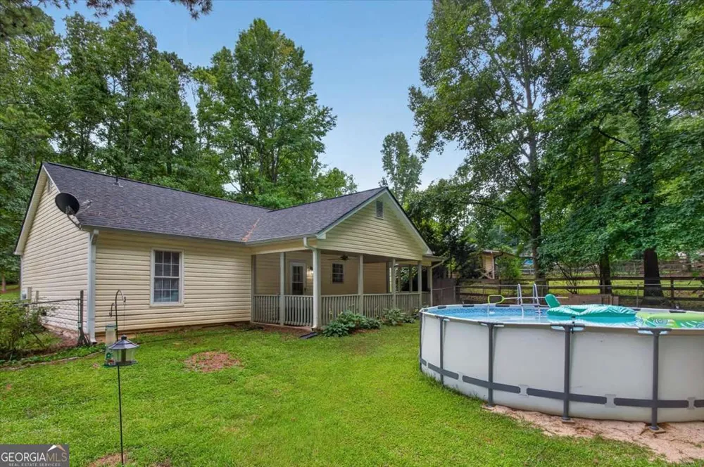 129 Whispering Pine LN NE White, GA 30184
