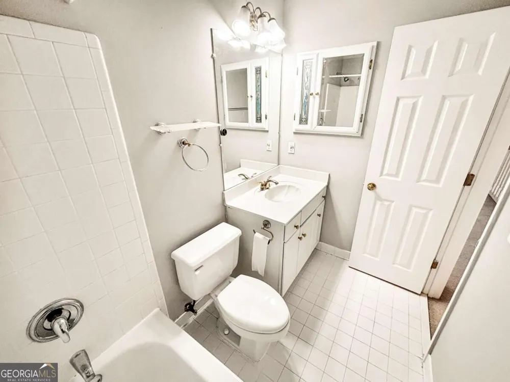 2092 Drogheda LN Marietta, GA 30066