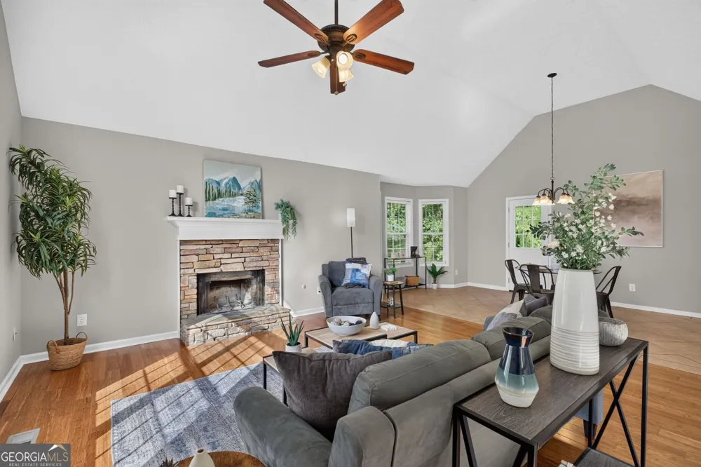195 River Oak CT Temple, GA 30179