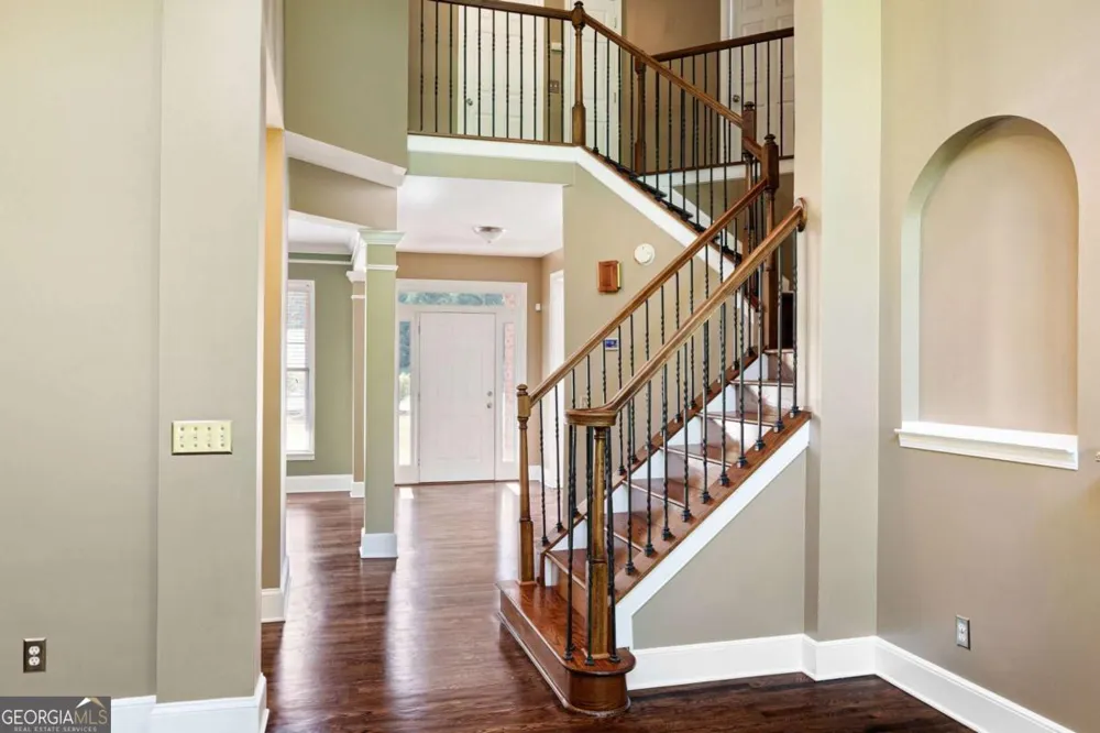 13 Royal Lake DR SE Cartersville, GA 30120