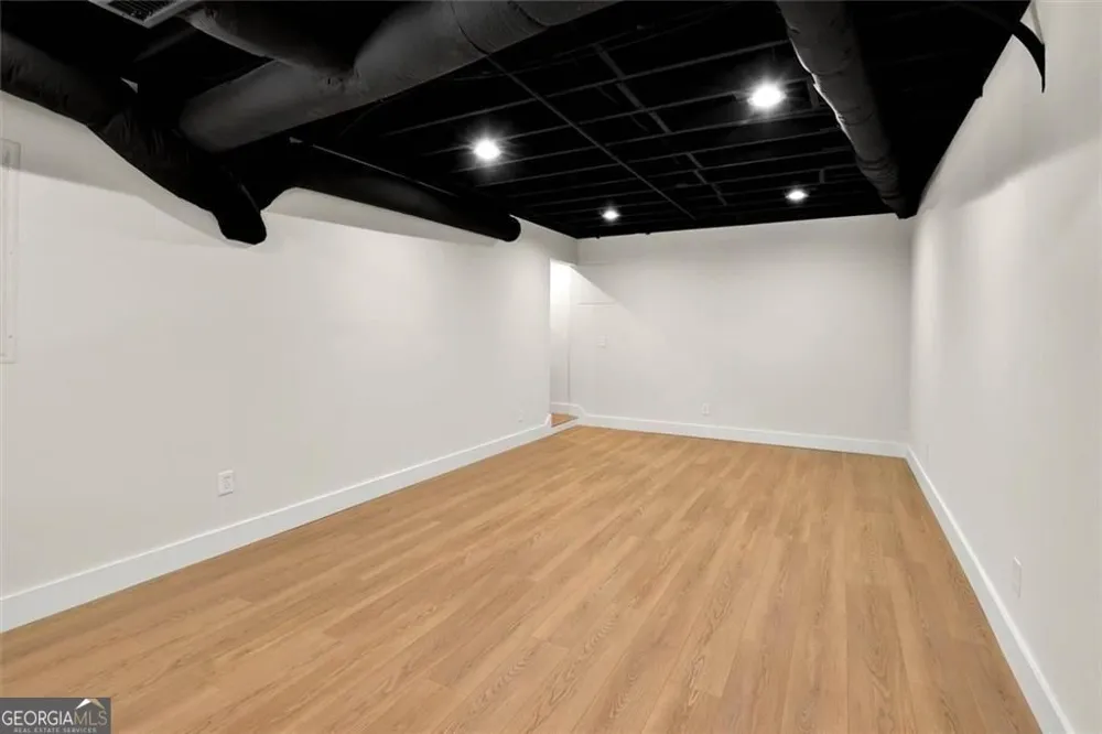 4587 Gilhams RD NE Roswell, GA 30075