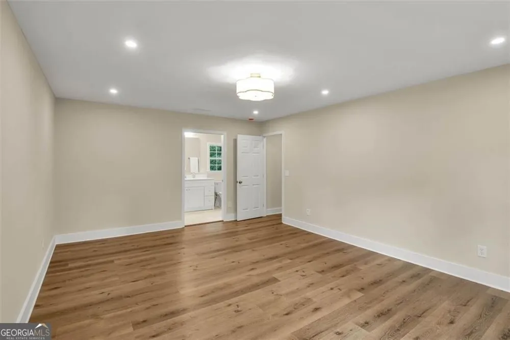 4587 Gilhams RD NE Roswell, GA 30075