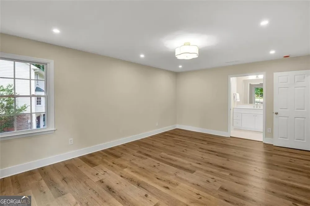 4587 Gilhams RD NE Roswell, GA 30075