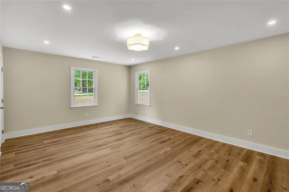 4587 Gilhams RD NE Roswell, GA 30075