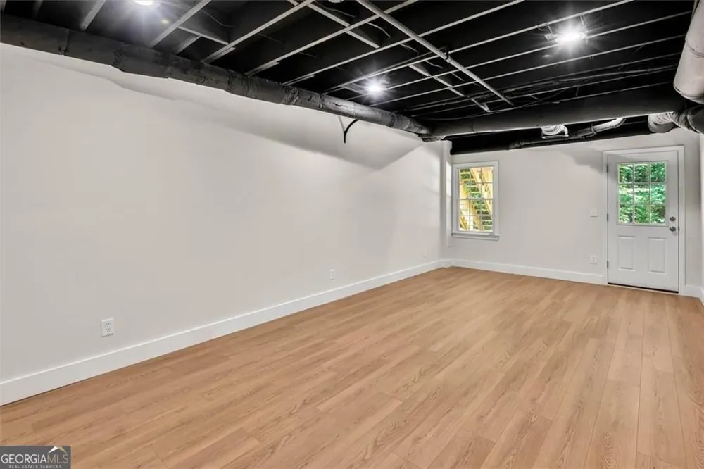 4587 Gilhams RD NE Roswell, GA 30075