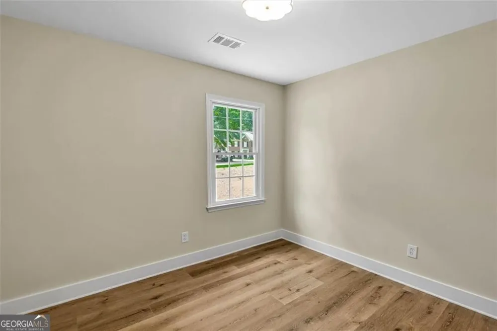 4587 Gilhams RD NE Roswell, GA 30075