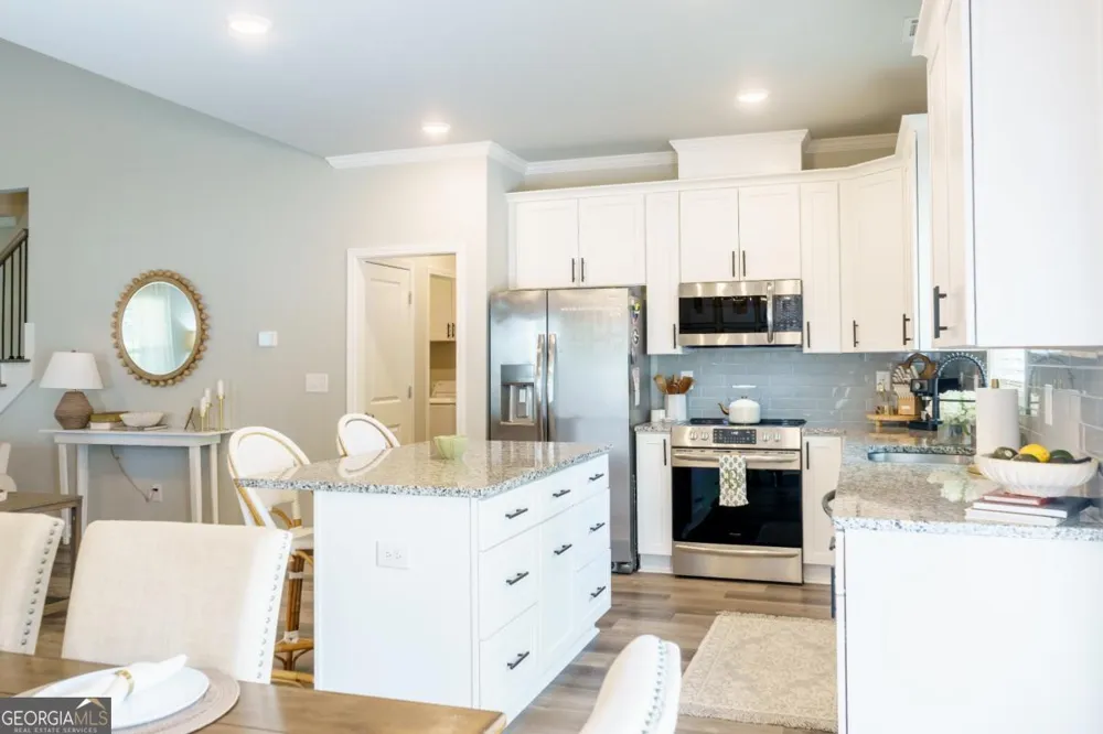 398 Sunset DR Statham, GA 30666