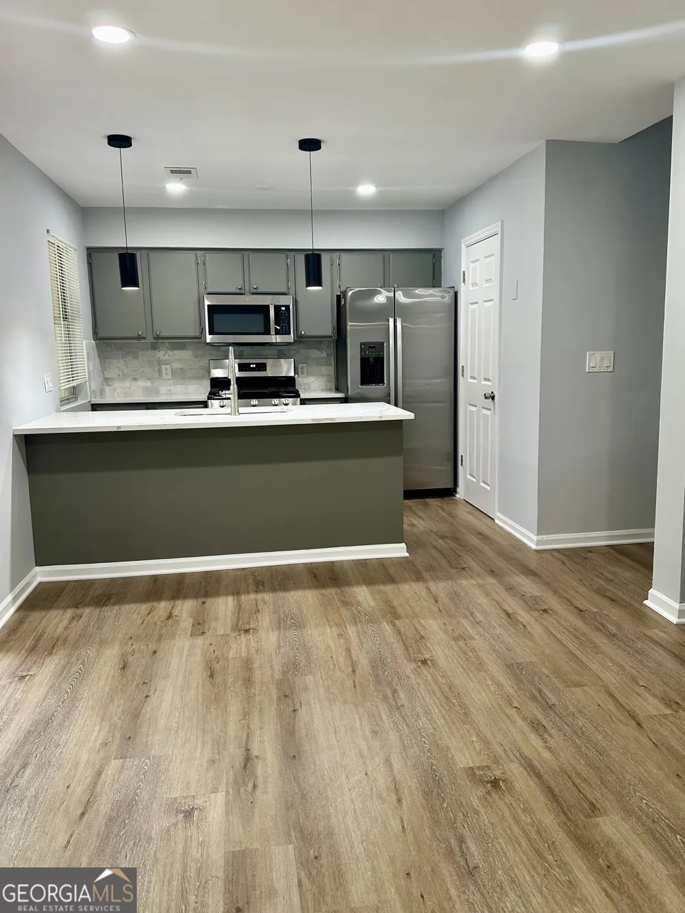 1984 Cheatham Woods DR SW Marietta, GA 30008
