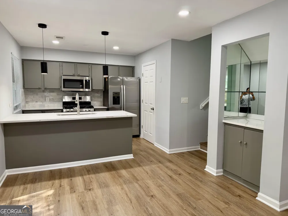 1984 Cheatham Woods DR SW Marietta, GA 30008
