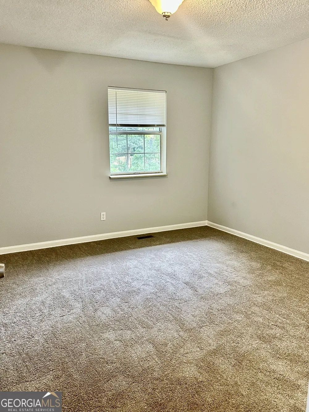 1984 Cheatham Woods DR SW Marietta, GA 30008