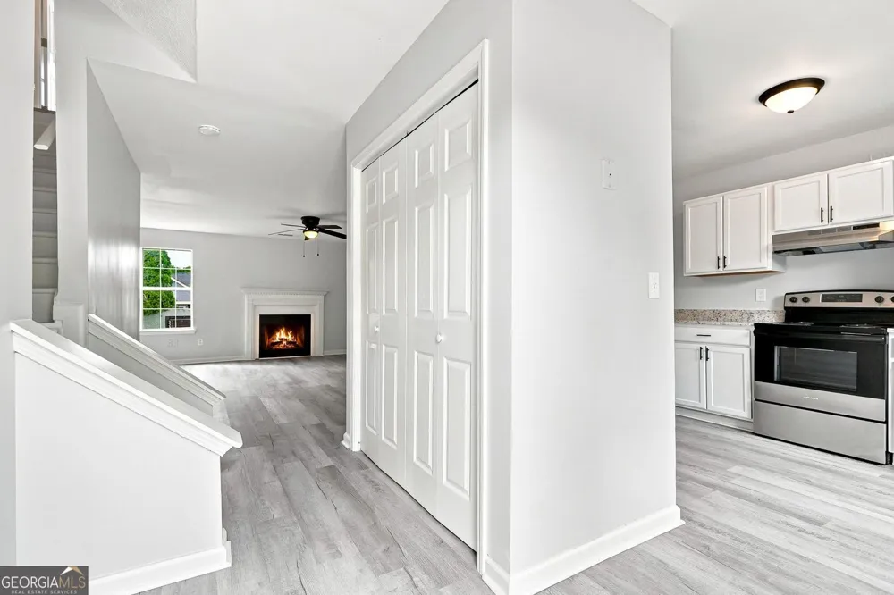366 N Beach CT Riverdale, GA 30274