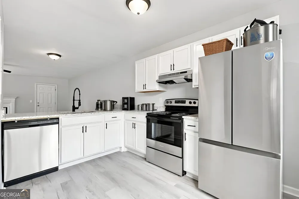 366 N Beach CT Riverdale, GA 30274