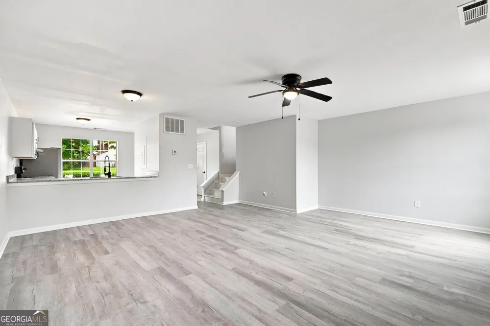 366 N Beach CT Riverdale, GA 30274