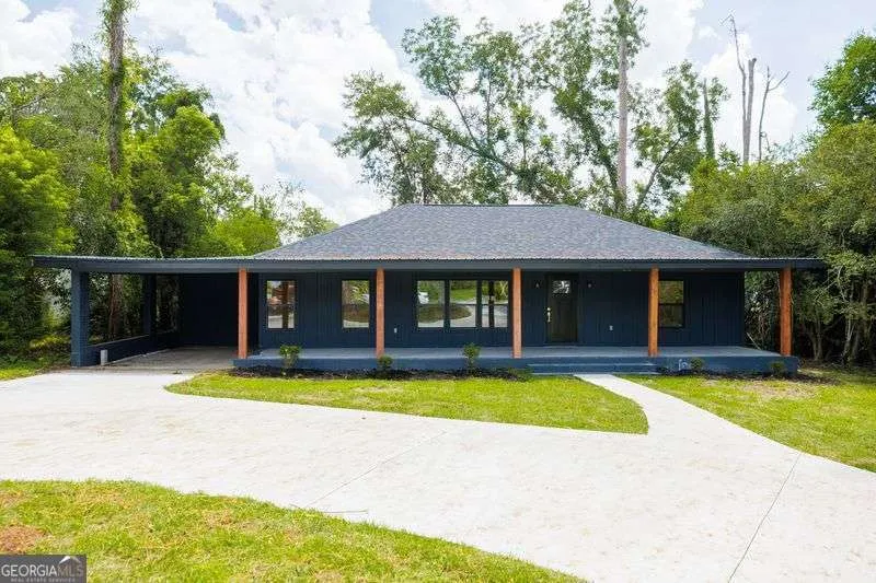 701 W Alden AVE Valdosta, GA 31602