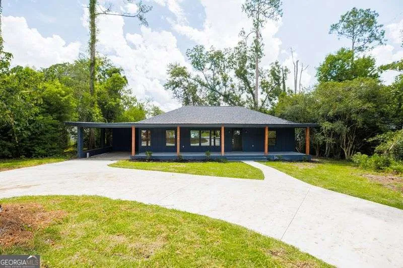 701 W Alden AVE Valdosta, GA 31602