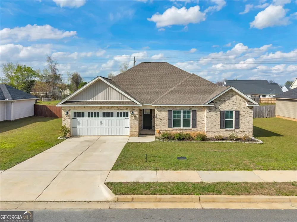 629 Broderick CIR Warner Robins, GA 31088