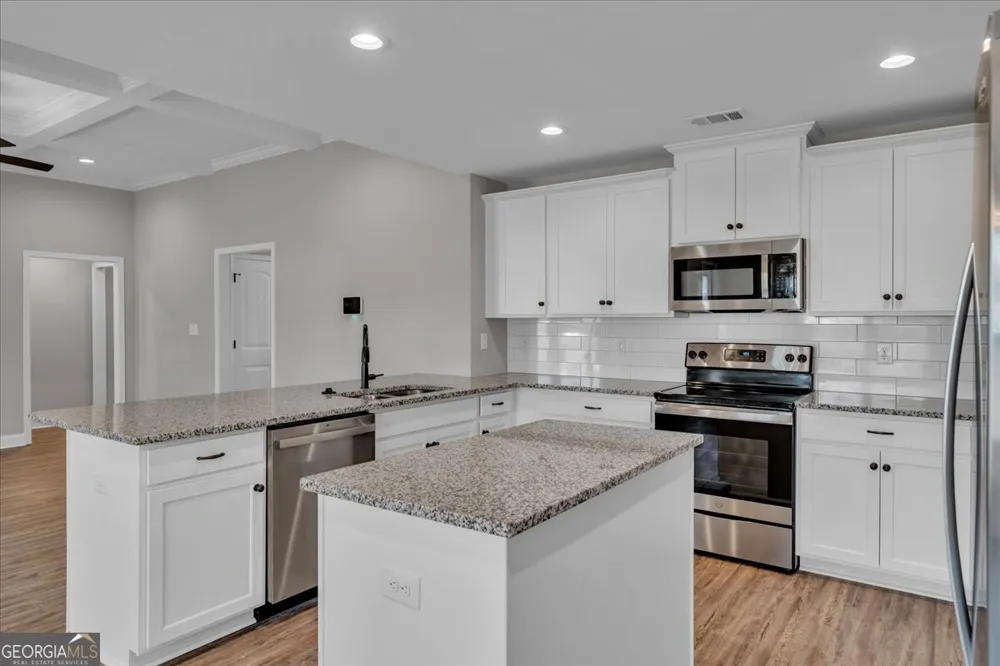 629 Broderick CIR Warner Robins, GA 31088