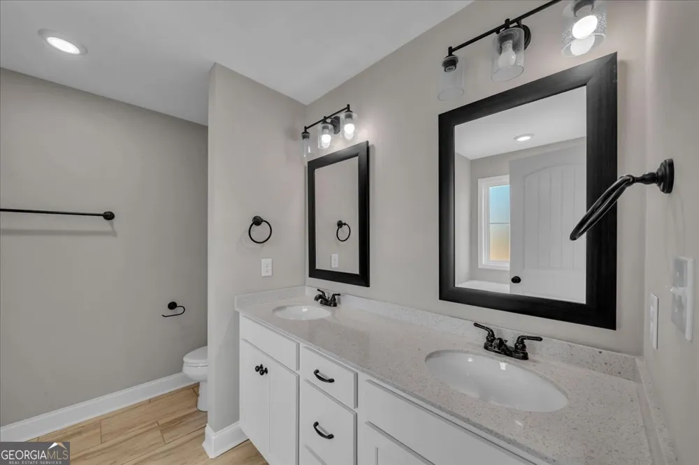 629 Broderick CIR Warner Robins, GA 31088