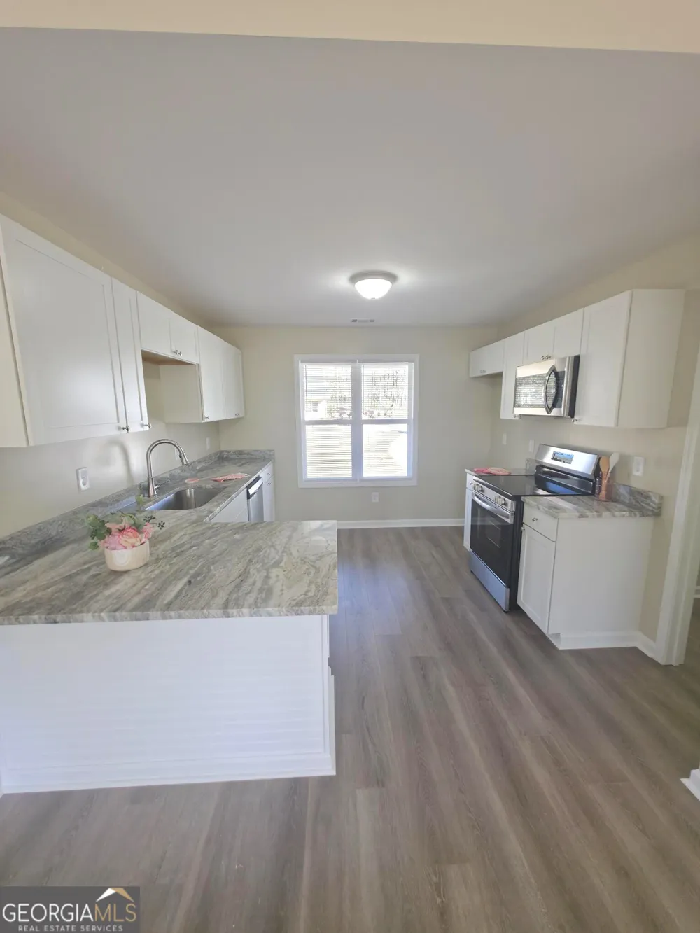 45 Charlotte DR Statham, GA 30666