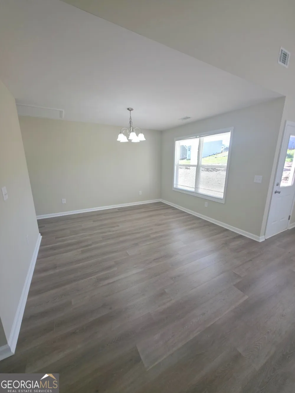 45 Charlotte DR Statham, GA 30666