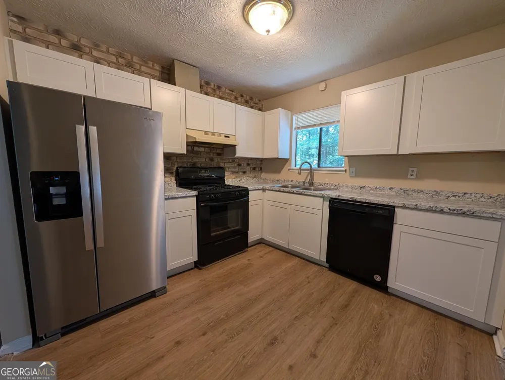 4341 Old Lake DR Decatur, GA 30034