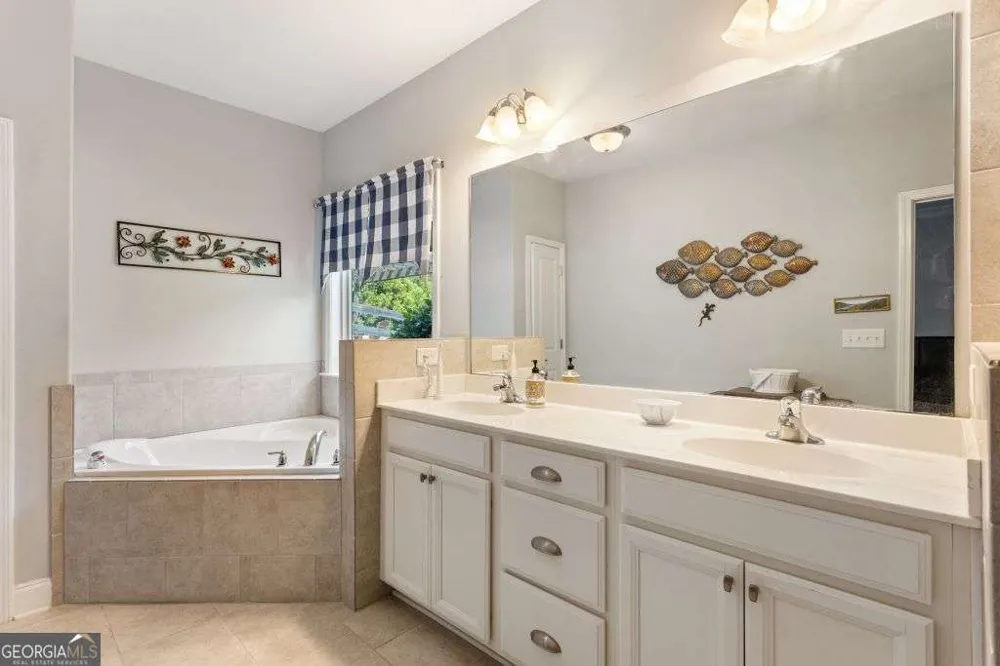 6867 Flagstone WAY Flowery Branch, GA 30542