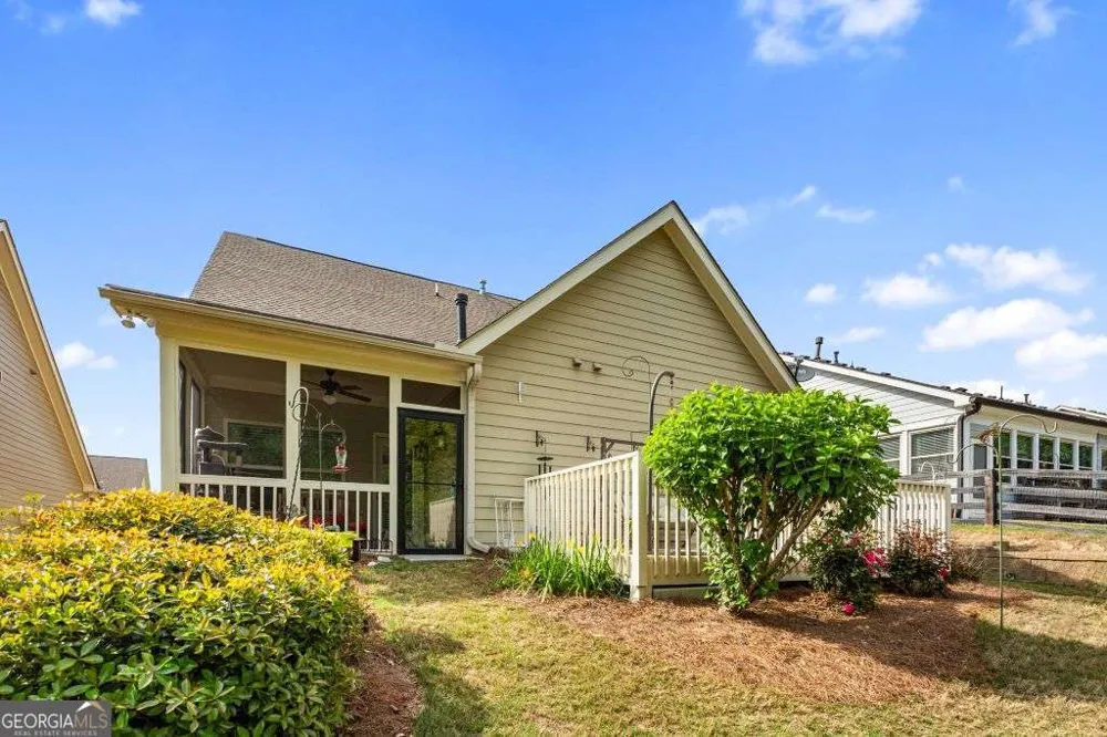 6867 Flagstone WAY Flowery Branch, GA 30542