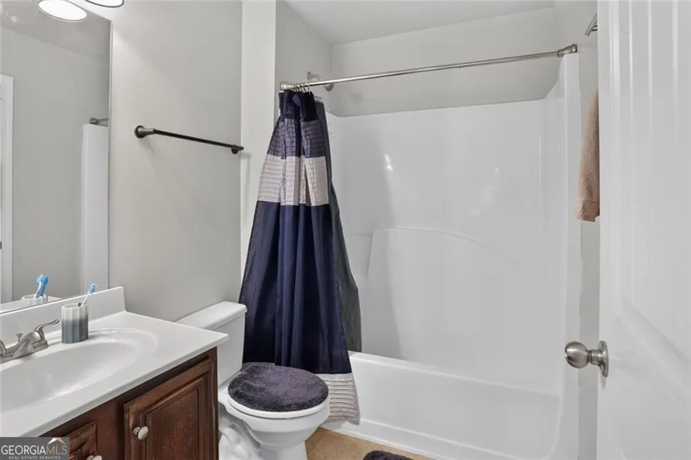 213 Manresa CT Hampton, GA 30228