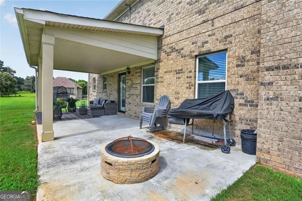 213 Manresa CT Hampton, GA 30228