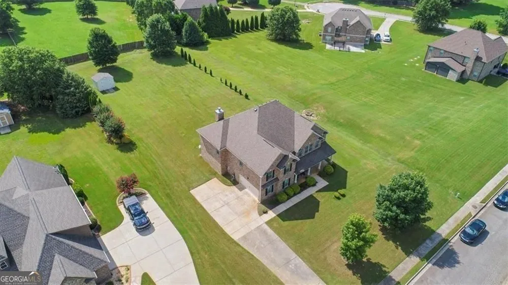 213 Manresa CT Hampton, GA 30228