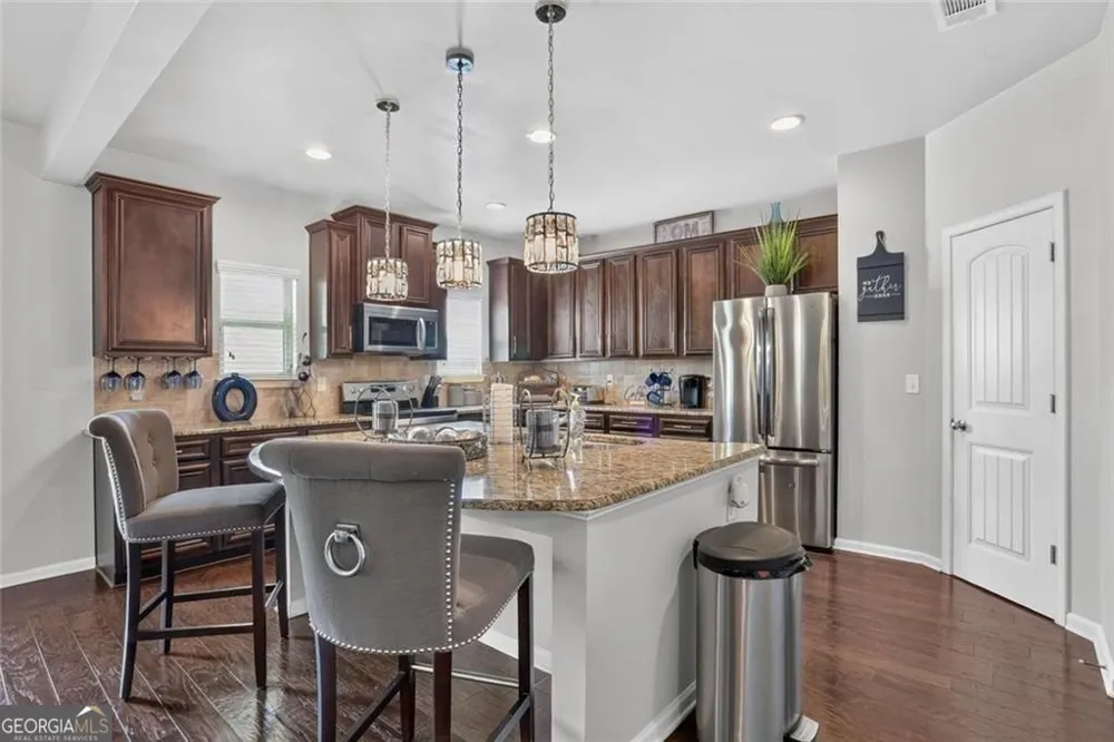 213 Manresa CT Hampton, GA 30228