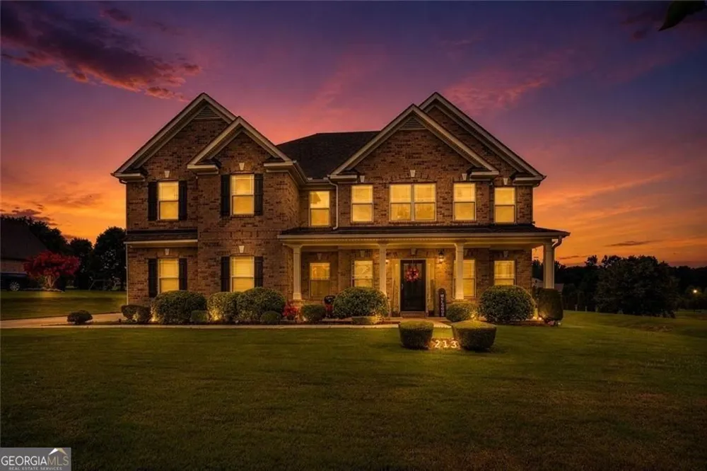 213 Manresa CT Hampton, GA 30228