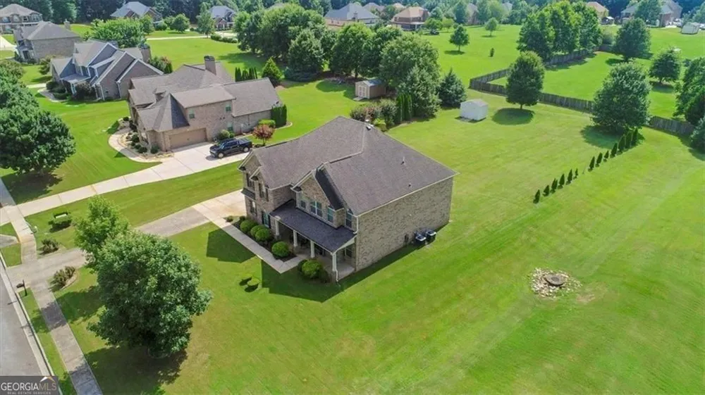 213 Manresa CT Hampton, GA 30228