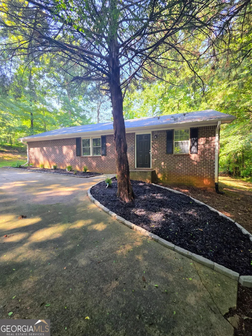 220 Big Oak Circle Athens, GA 30605